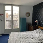 Great 3 Bedroom Very Center Of Paris